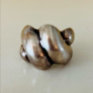 Sterling silver  twist ring size 6.5-7